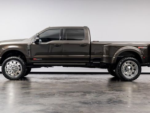 Used 2024 Ford F350 King Ranch w/ Chrome Package AWD/4WD image 9