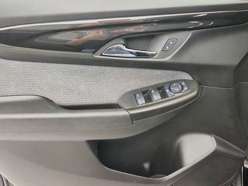 Used 2025 Chevrolet TrailBlazer LT AWD/4WD image 24
