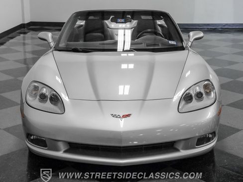 Used 2005 Chevrolet Corvette Convertible w/ Preferred Equipment Group image 32