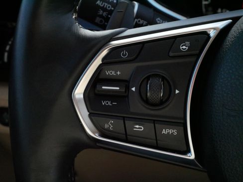 Used 2023 Acura MDX SH-AWD w/ Advance Package image 31