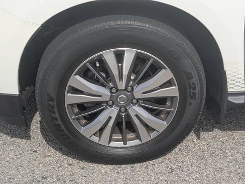 Used 2020 Nissan Pathfinder SV AWD/4WD image 9