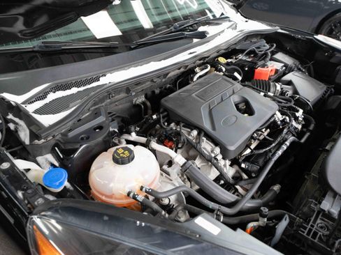 Used 2020 Ford Escape S image 32