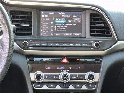 Used 2020 Hyundai Elantra SEL w/ Cargo Package (C1) FWD image 13