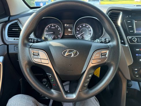 Used 2018 Hyundai Santa Fe Sport image 19