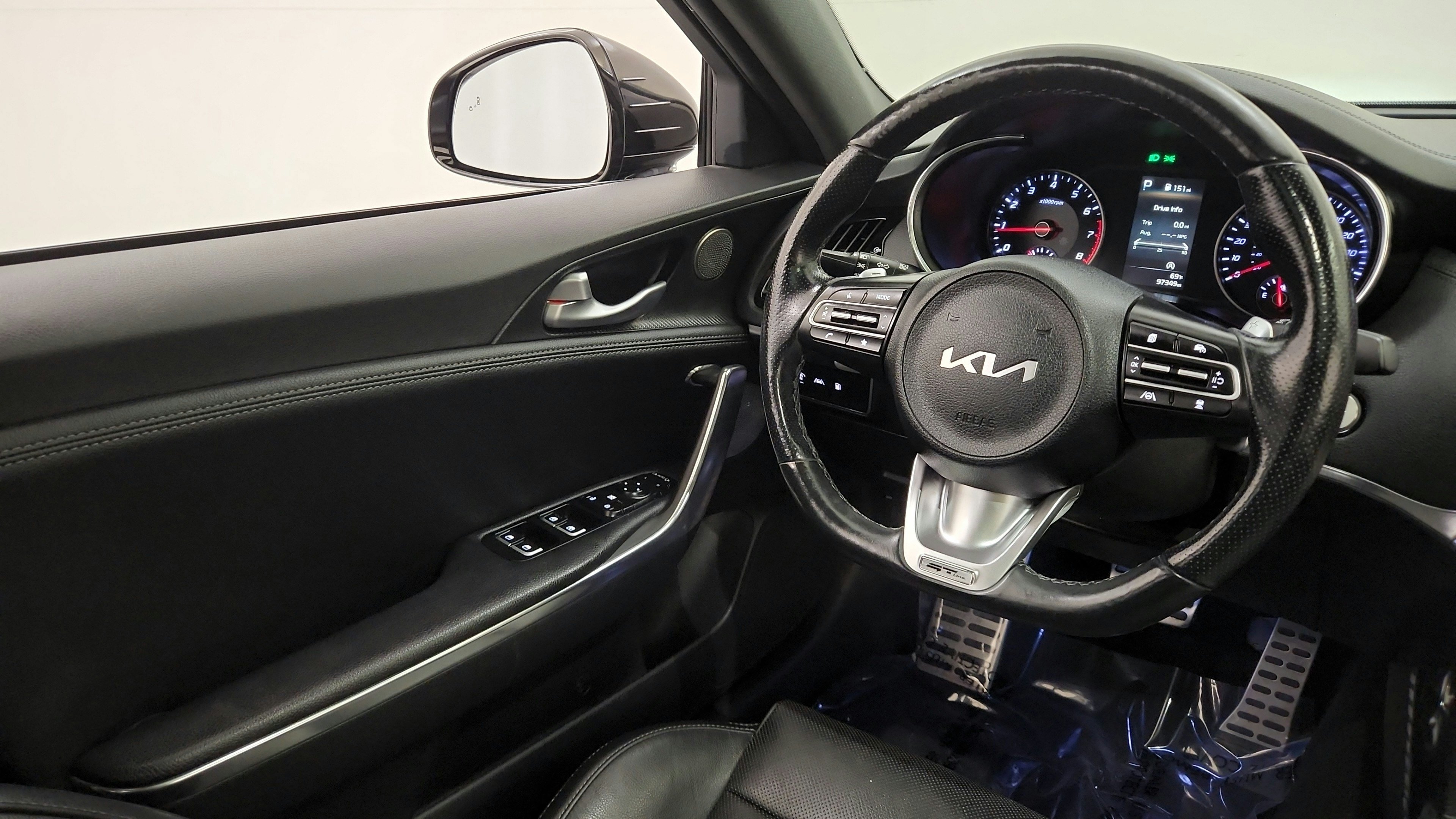Used 2023 Kia Stinger GT-Line w/ Sun & Sound Package AWD/4WD image 22