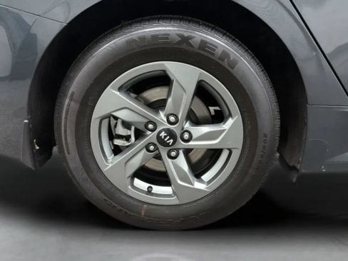 Used 2021 Kia K5 LXS FWD image 24