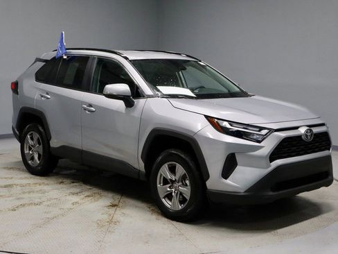 Used 2025 Toyota RAV4 XLE image 1