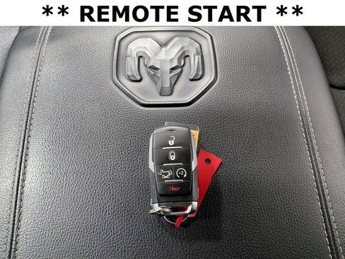 Used 2022 RAM 1500 Laramie AWD/4WD image 10
