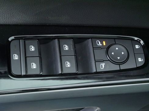 New 2026 Nissan Pathfinder SL w/ SL Premium Package AWD/4WD image 23
