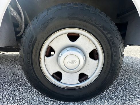 Used 2005 Ford F250 XLT RWD image 39