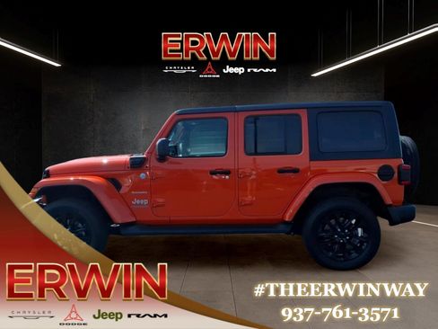 Certified 2023 Jeep Wrangler Unlimited Sahara w/ Cold Weather Group AWD/4WD image 4