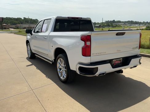 Used 2024 Chevrolet Silverado 1500 High Country w/ High Country Premium Package image 6