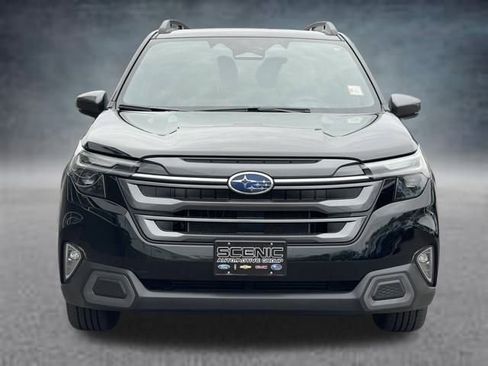 Certified 2025 Subaru Forester Limited image 26