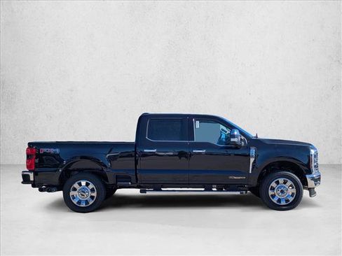 New 2026 Ford F250 Lariat w/ Chrome Package image 4
