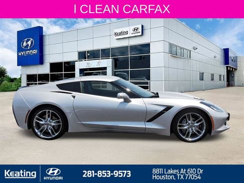 Used 2019 Chevrolet Corvette Stingray Coupe w/ 1LT RWD image 4