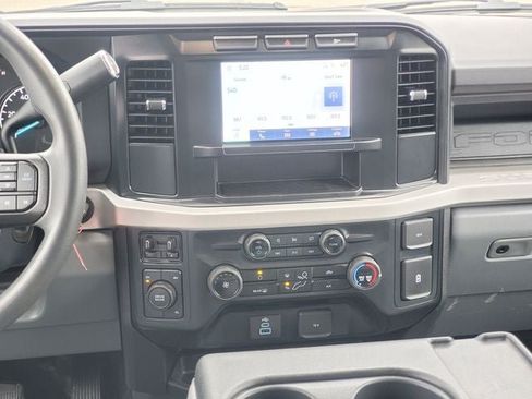 Used 2024 Ford F250 XL AWD/4WD image 23