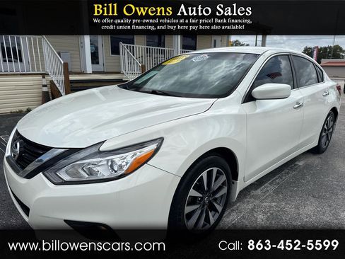 Used 2017 Nissan Altima 2.5 SV FWD image 1