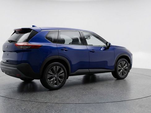 Used 2025 Nissan Rogue SV FWD image 9