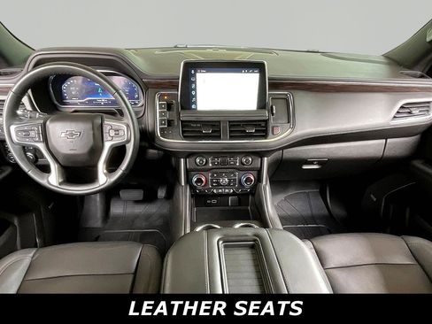Used 2023 Chevrolet Suburban Z71 w/ Z71 Off-Road Package AWD/4WD image 7