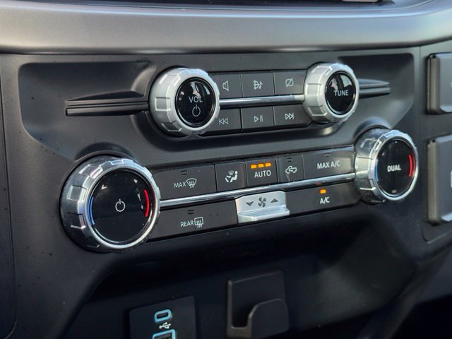 Used 2024 Ford F150 XLT AWD/4WD image 19