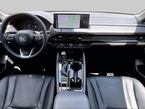Used 2025 Honda Accord Touring image 16