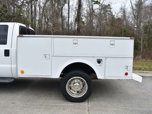 Used 2006 Ford F450 4x4 Crew Cab Super Duty image 4