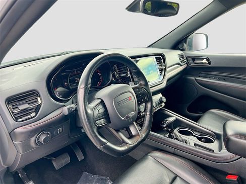 Used 2024 Dodge Durango GT image 9