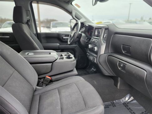 Used 2024 GMC Sierra 2500 Pro w/ 1SA Pro Safety Plus Package image 9