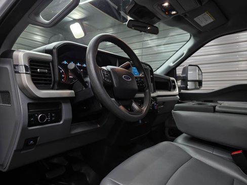Used 2024 Ford F350 XL AWD/4WD image 15