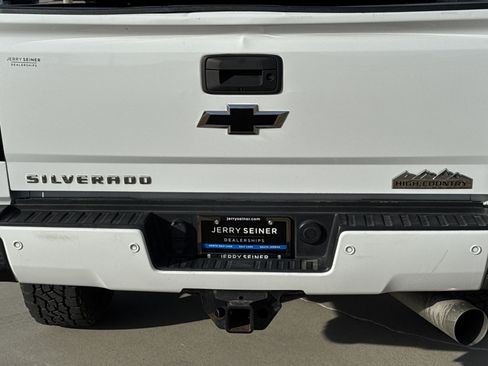 Used 2017 Chevrolet Silverado 2500 High Country w/ Duramax Plus Package image 13