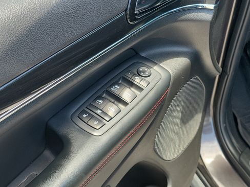 Used 2020 Jeep Grand Cherokee Trailhawk w/ Premium Lighting Group AWD/4WD image 21