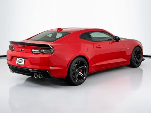 Used 2023 Chevrolet Camaro SS RWD image 11