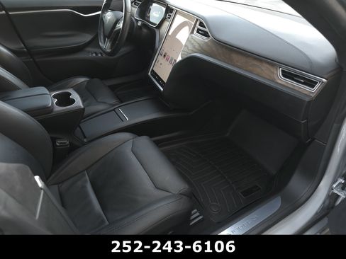 Used 2017 Tesla Model S 75D AWD/4WD image 38