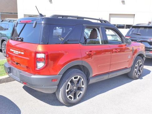 Used 2023 Ford Bronco Sport Outer Banks w/ Tech Package AWD/4WD image 4