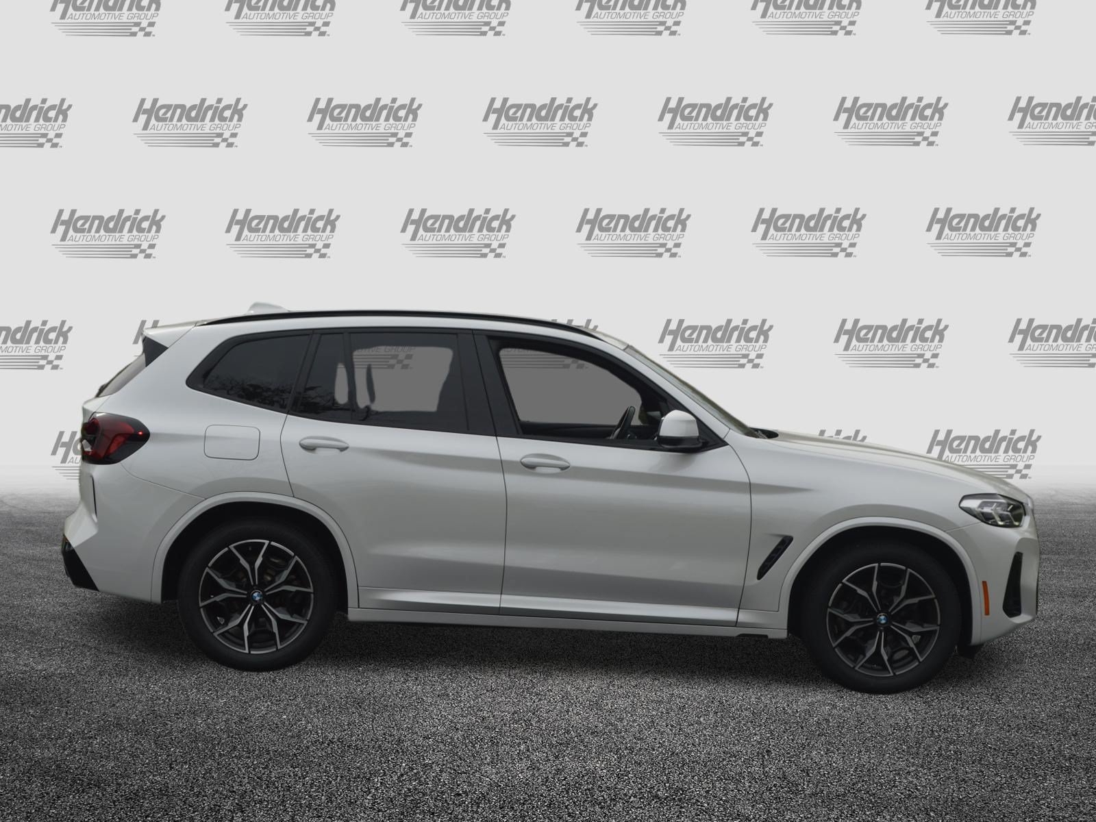 Certified 2024 BMW X3 xDrive30i w/ Premium Package AWD/4WD image 9