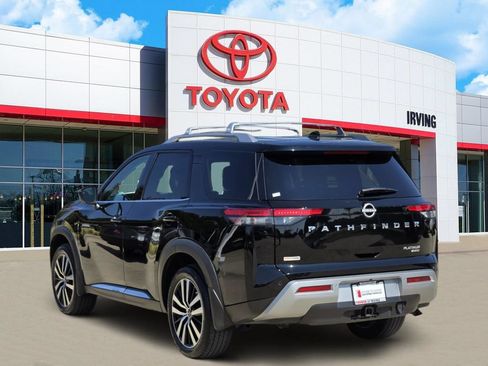 Used 2023 Nissan Pathfinder Platinum w/ Cargo Package AWD/4WD image 3