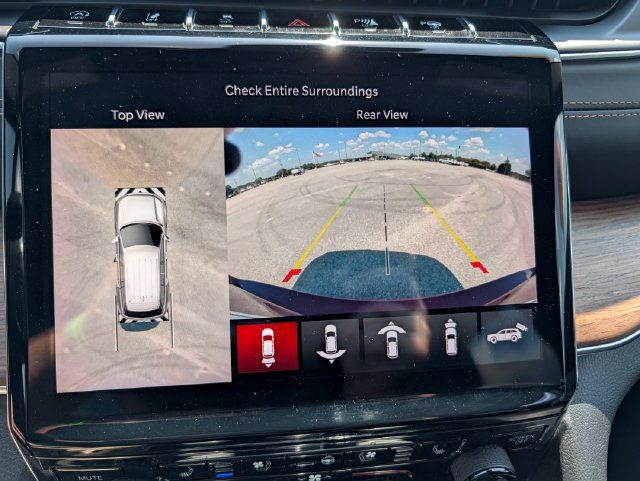 Used 2022 Jeep Grand Cherokee L Summit w/ Advanced Protech Group IV AWD/4WD image 20