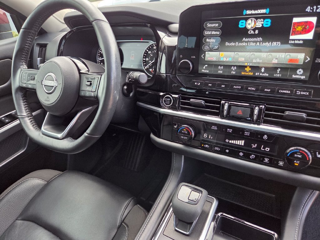 Used 2023 Nissan Pathfinder SL w/ SL Premium Package FWD image 34