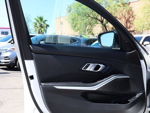 Used 2020 BMW 330i Sedan w/ Convenience Package RWD image 36