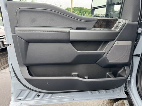 New 2025 Ford F250 Lariat w/ Lariat Ultimate Package image 23