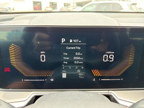 New 2026 Kia Sorento LX FWD image 11