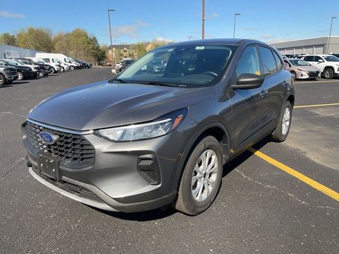 Used 2025 Ford Escape Active AWD/4WD image 1
