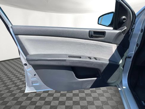 Used 2012 Nissan Sentra 2.0 FWD image 15