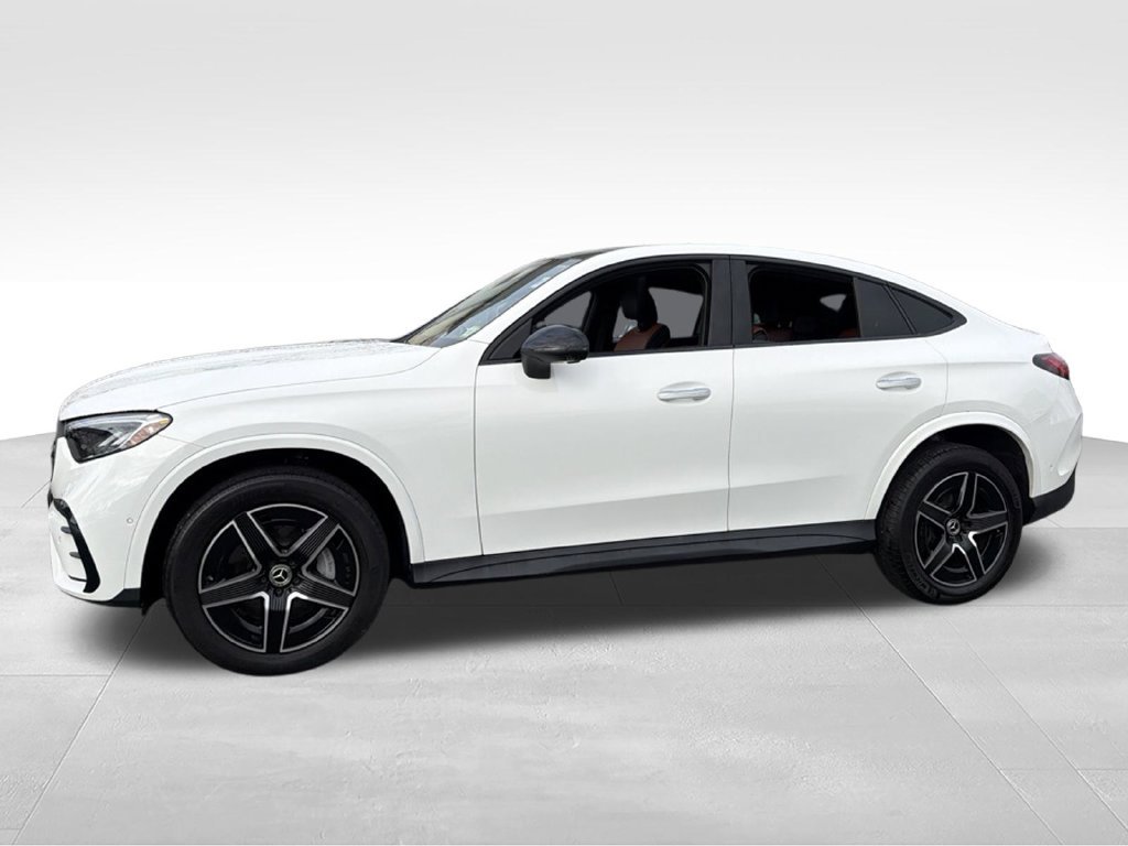 Used 2024 Mercedes-Benz GLC 300 4MATIC image 5