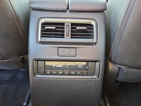 Used 2025 MAZDA CX-70 3.3 Turbo w/ Preferred Package AWD/4WD image 17