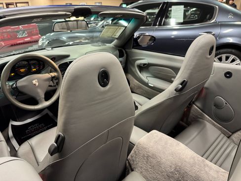 Used 2002 Porsche 911 Carrera image 23