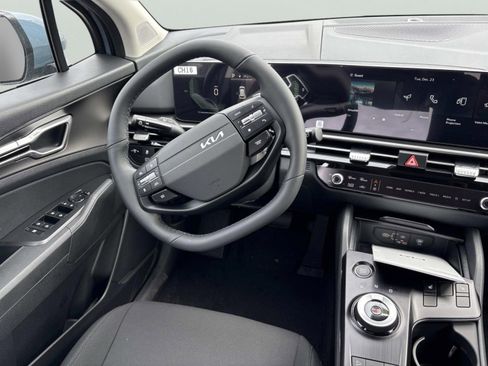 New 2026 Kia Sportage S AWD/4WD image 9