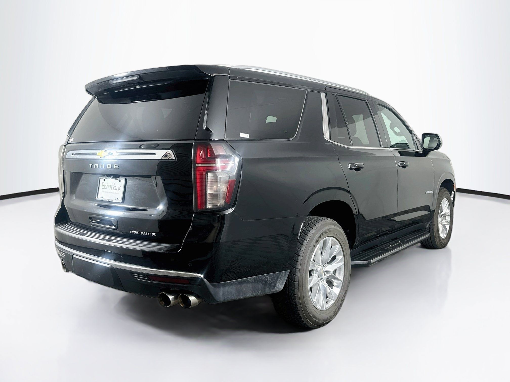 Used 2023 Chevrolet Tahoe Premier RWD image 9