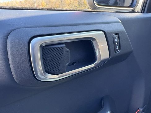 New 2025 Ford Bronco Raptor w/ Interior Carbon Fiber Pack image 38