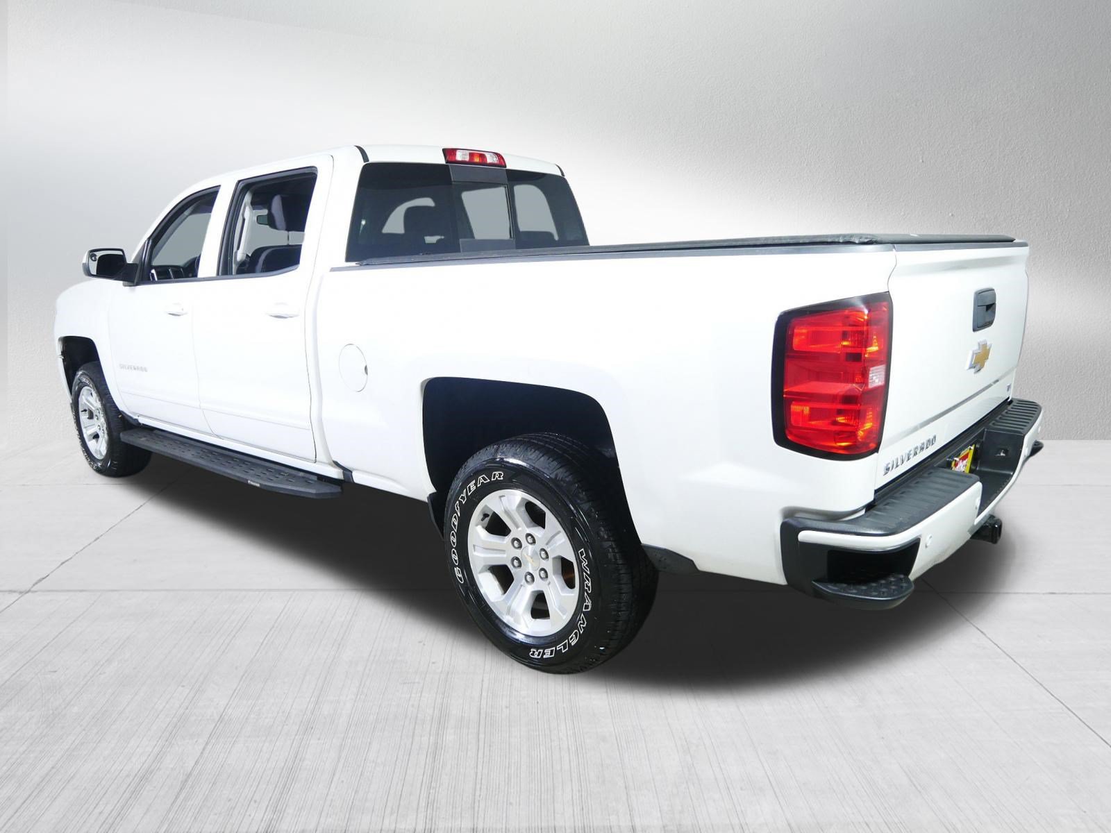 Used 2017 Chevrolet Silverado 1500 LT w/ All Star Edition AWD/4WD image 5